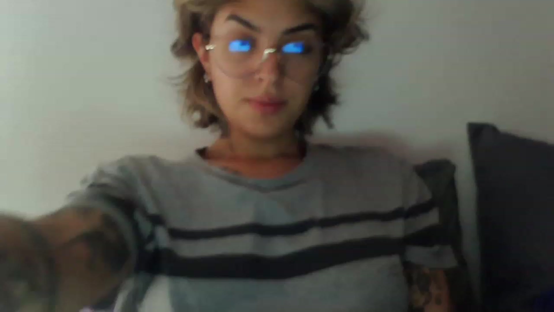 Gallery image thumbnail from fionacarter's myfreecams stream on, 06/08/2023, 16:51 image 11 of 20