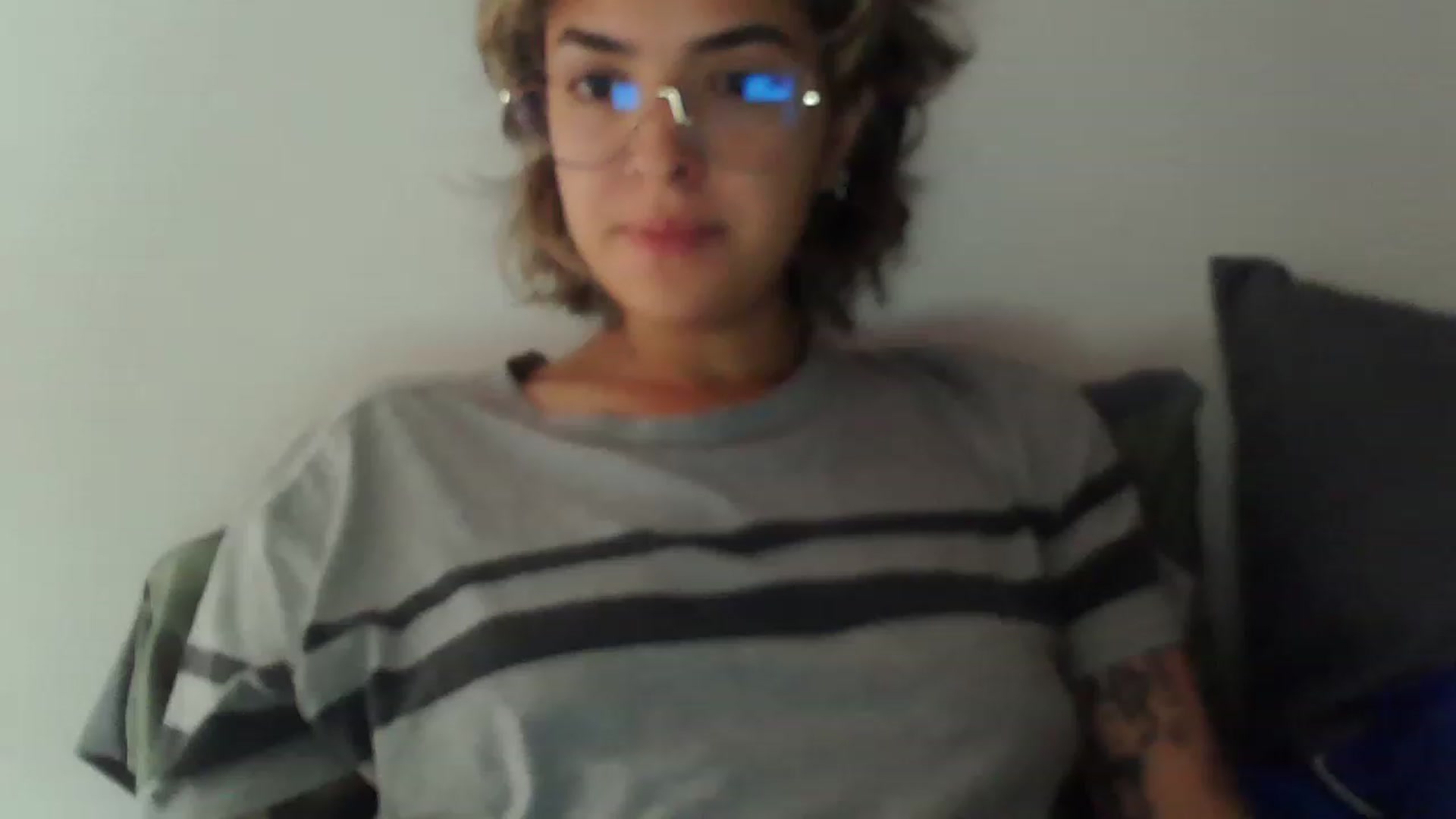 Gallery image thumbnail from fionacarter's myfreecams stream on, 06/08/2023, 16:51 image 13 of 20