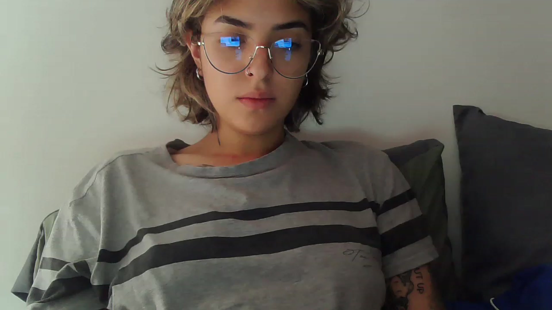 Gallery image thumbnail from fionacarter's myfreecams stream on, 06/08/2023, 16:51 image 14 of 20