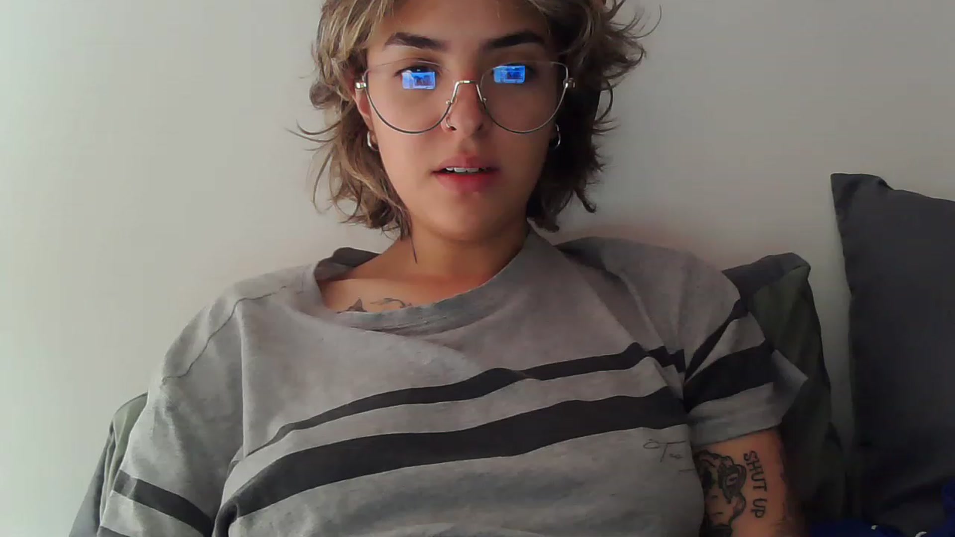 Gallery image thumbnail from fionacarter's myfreecams stream on, 06/08/2023, 16:51 image 20 of 20