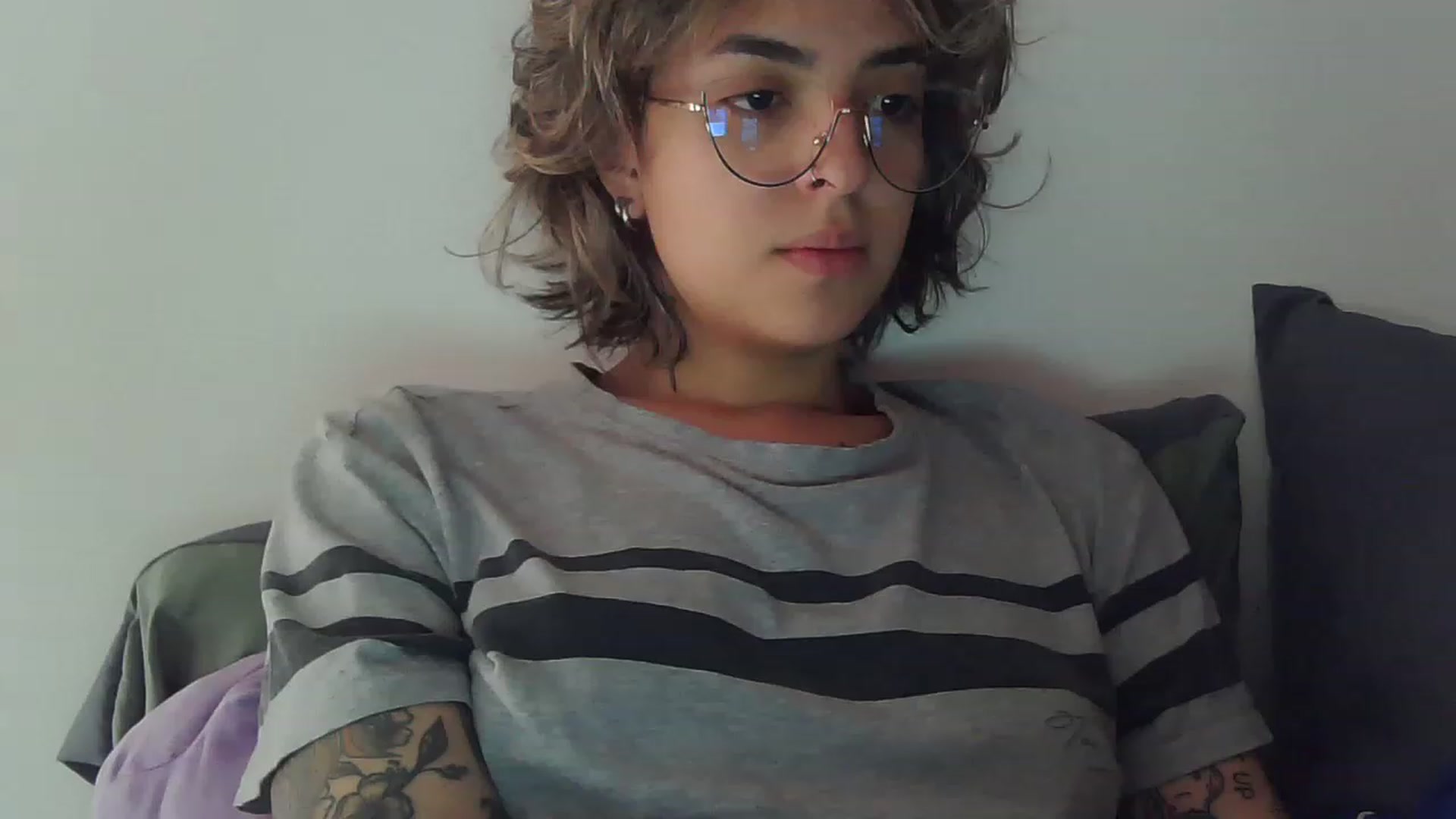 Gallery image thumbnail from fionacarter's myfreecams stream on, 06/08/2023, 16:51 image 2 of 20