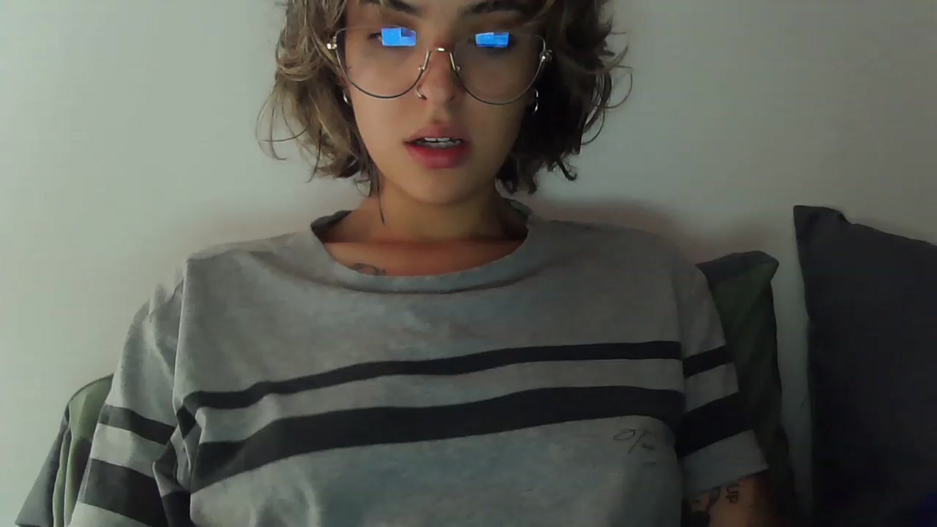 Gallery image thumbnail from fionacarter's myfreecams stream on, 06/08/2023, 16:51 image 10 of 20
