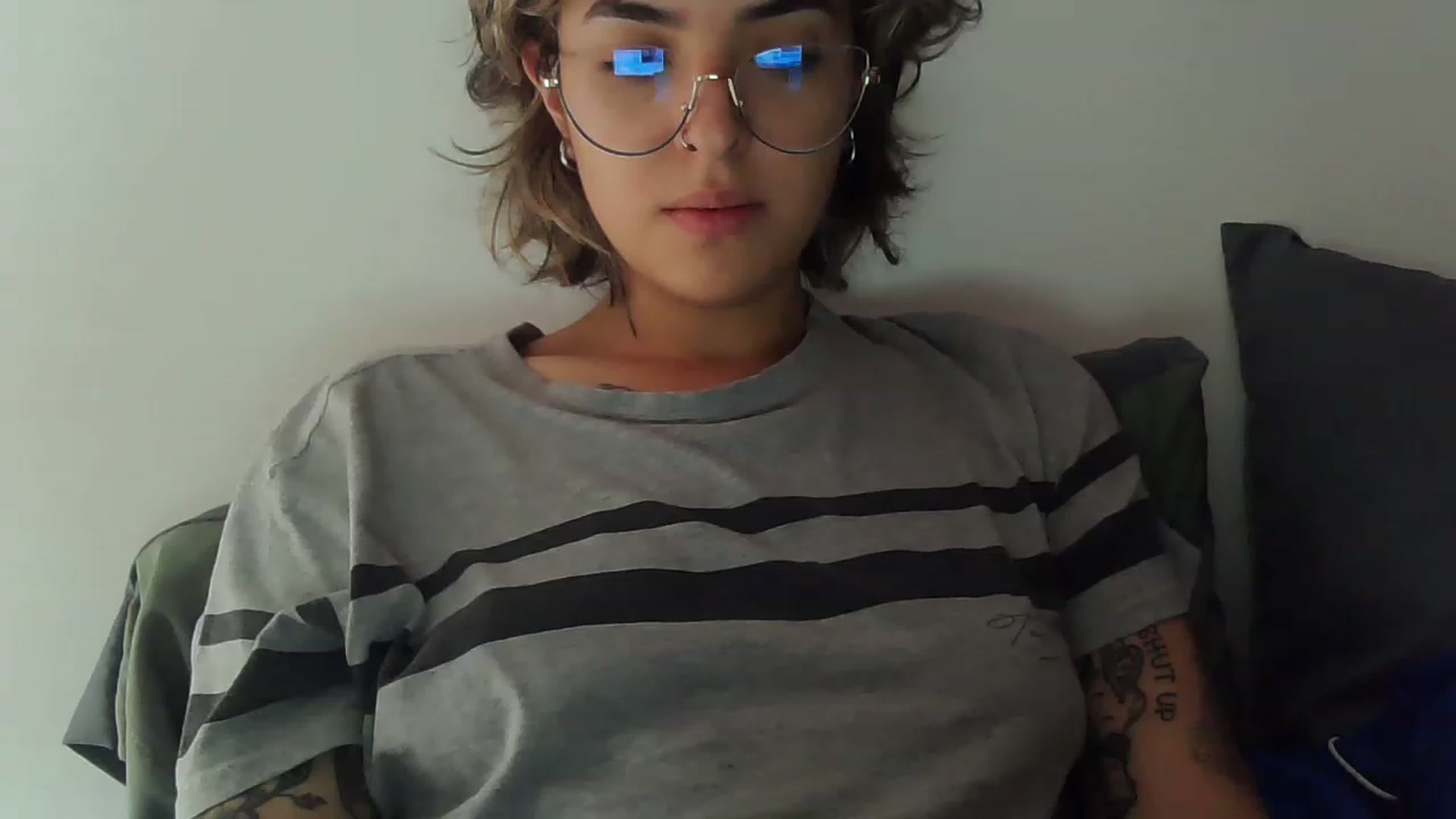 Gallery image thumbnail from fionacarter's myfreecams stream on, 06/08/2023, 16:51 image 12 of 20