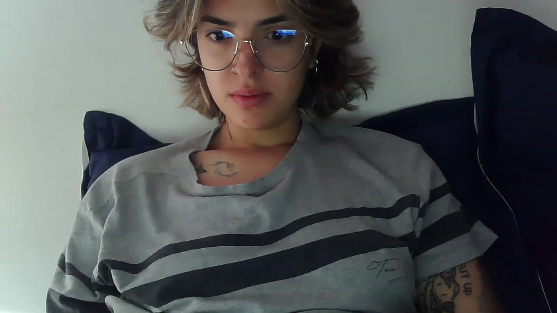 Gallery image thumbnail from fionacarter's myfreecams stream on, 06/13/2023, 15:36 image 20 of 20