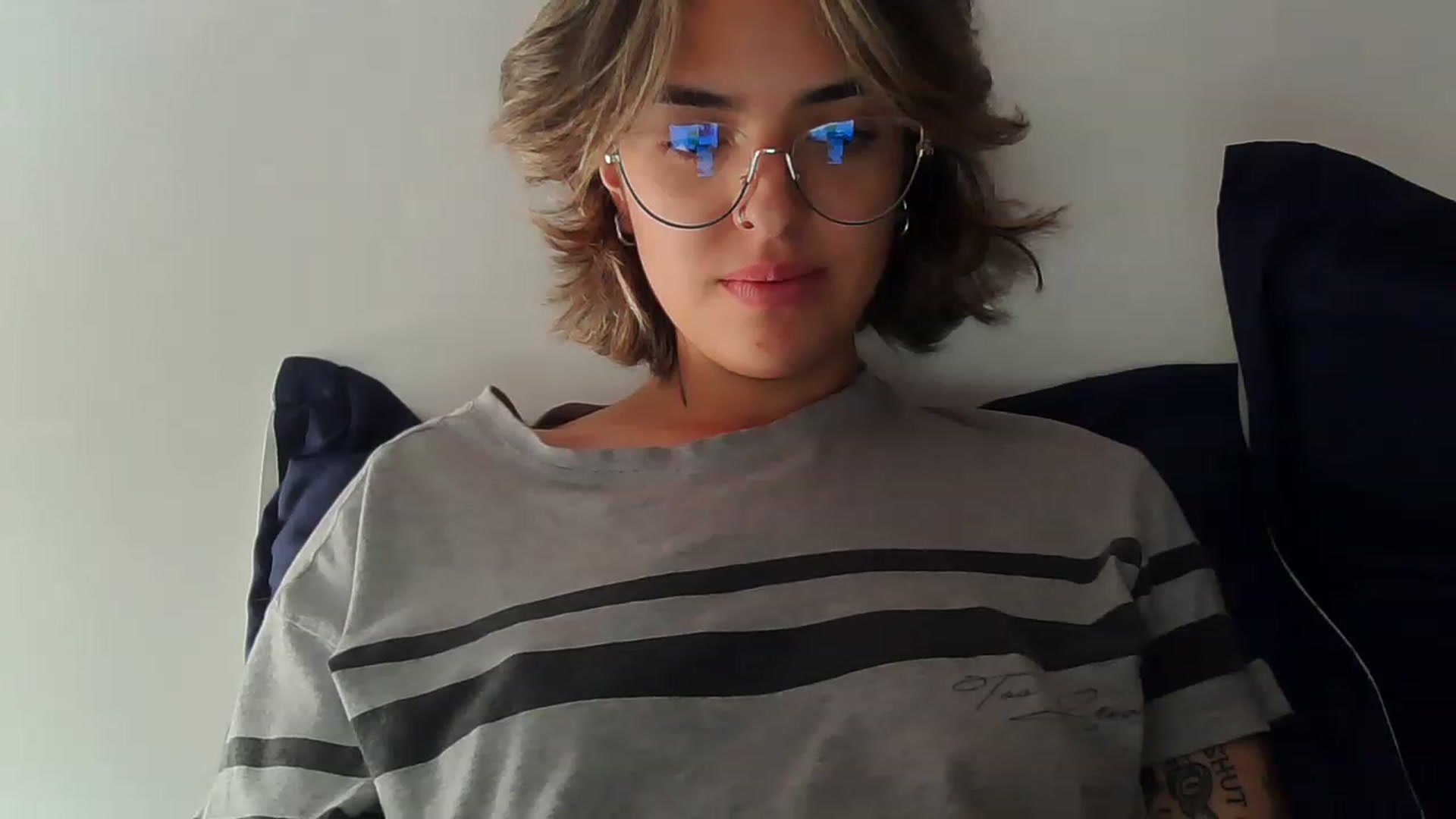Gallery image thumbnail from fionacarter's myfreecams stream on, 06/13/2023, 15:36 image 14 of 20