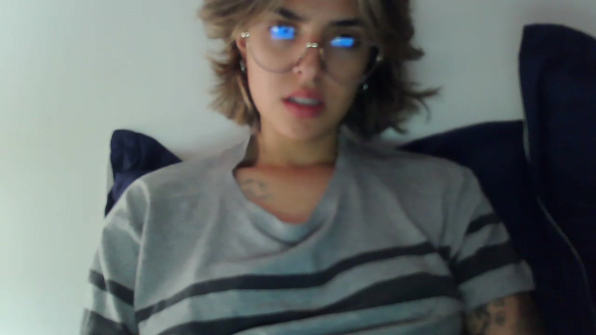 Gallery image thumbnail from fionacarter's myfreecams stream on, 06/13/2023, 15:36 image 17 of 20