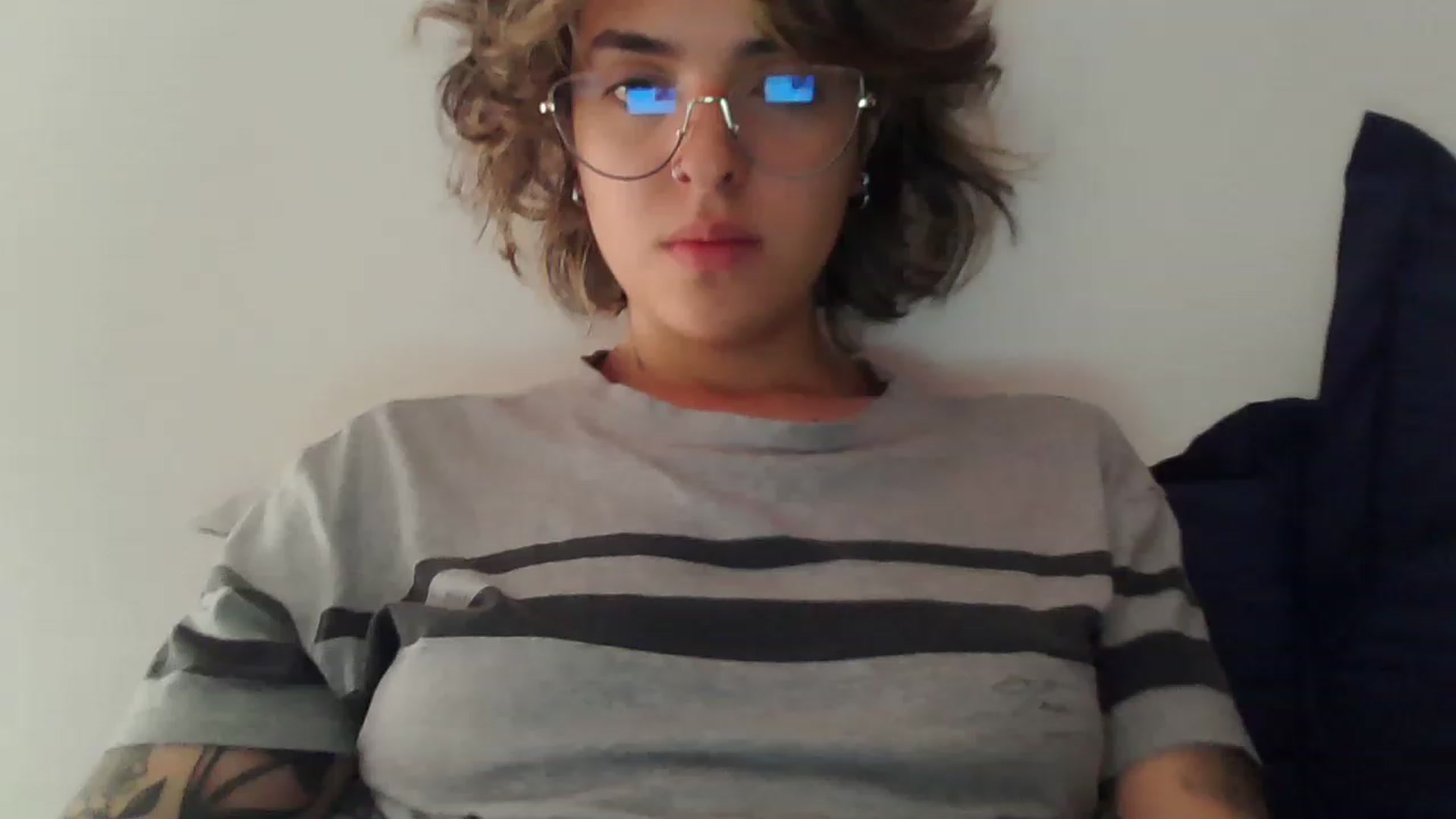 Gallery image thumbnail from fionacarter's myfreecams stream on, 06/21/2023, 16:31 image 4 of 20