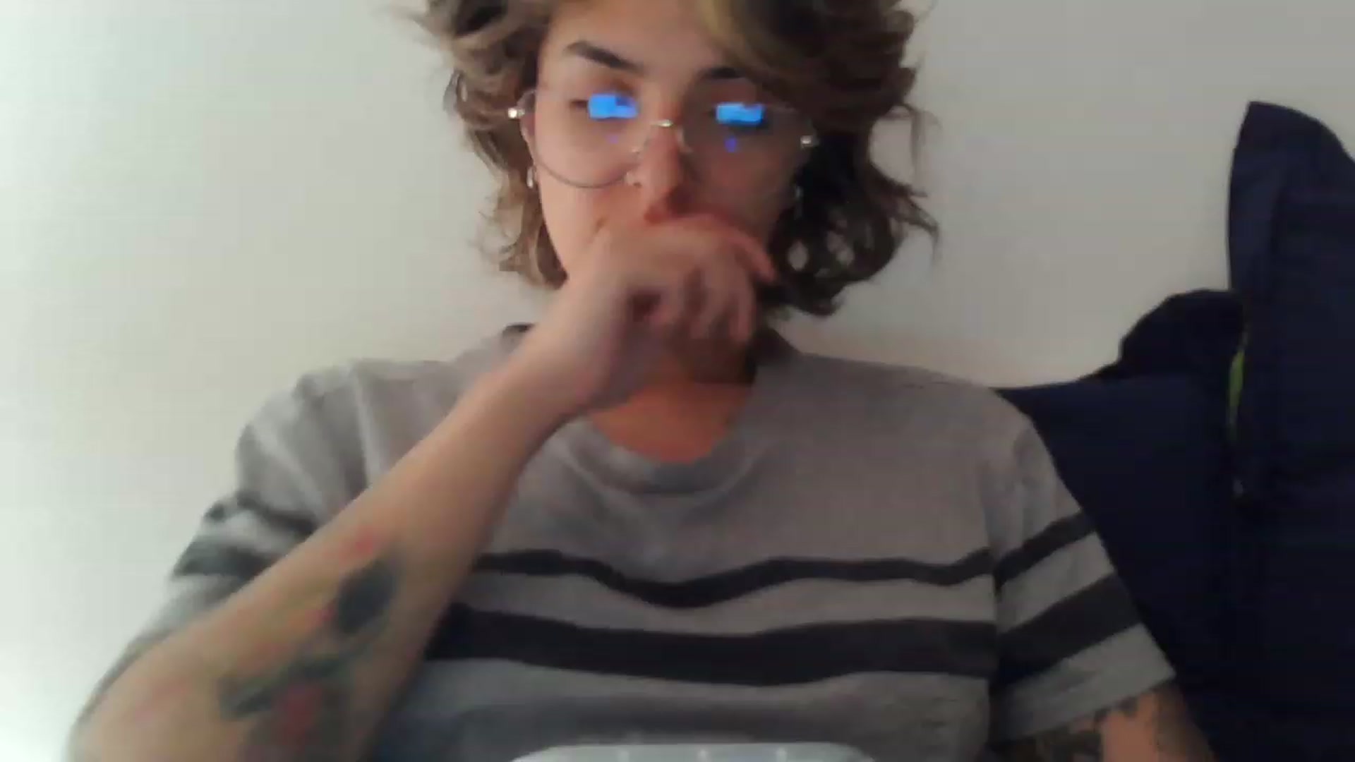 Gallery image thumbnail from fionacarter's myfreecams stream on, 06/21/2023, 16:31 image 15 of 20