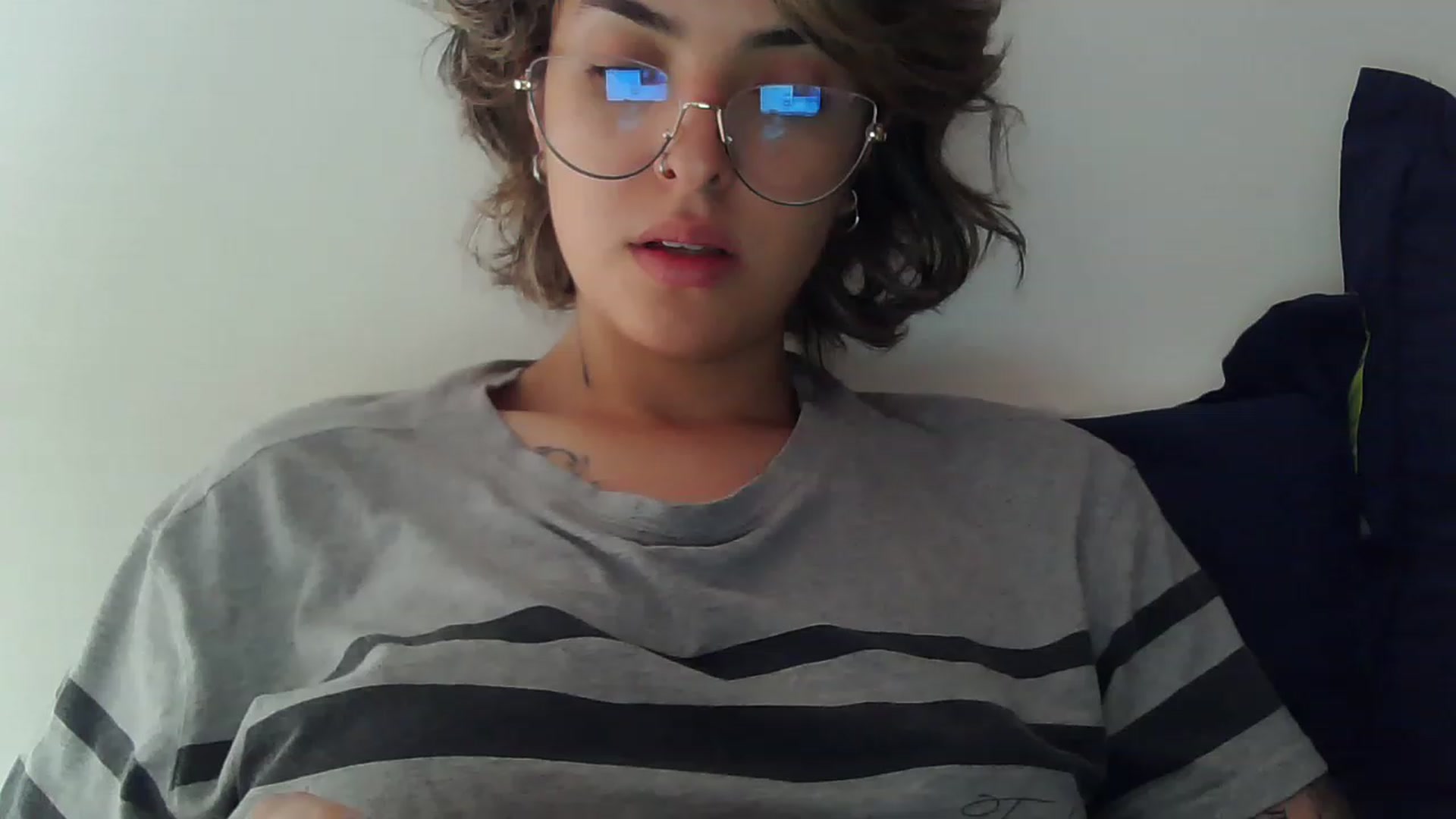 Gallery image thumbnail from fionacarter's myfreecams stream on, 06/21/2023, 16:31 image 17 of 20