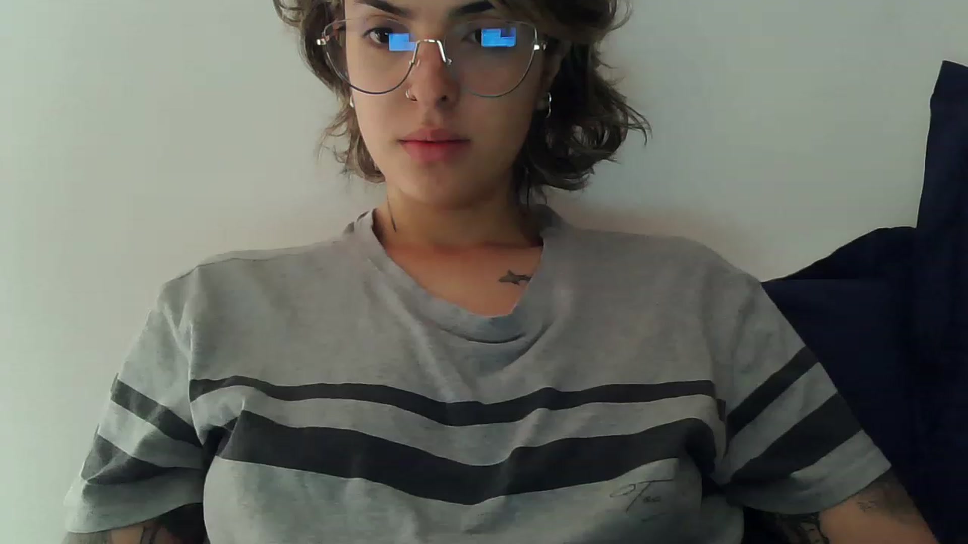 Gallery image thumbnail from fionacarter's myfreecams stream on, 06/21/2023, 16:31 image 8 of 20