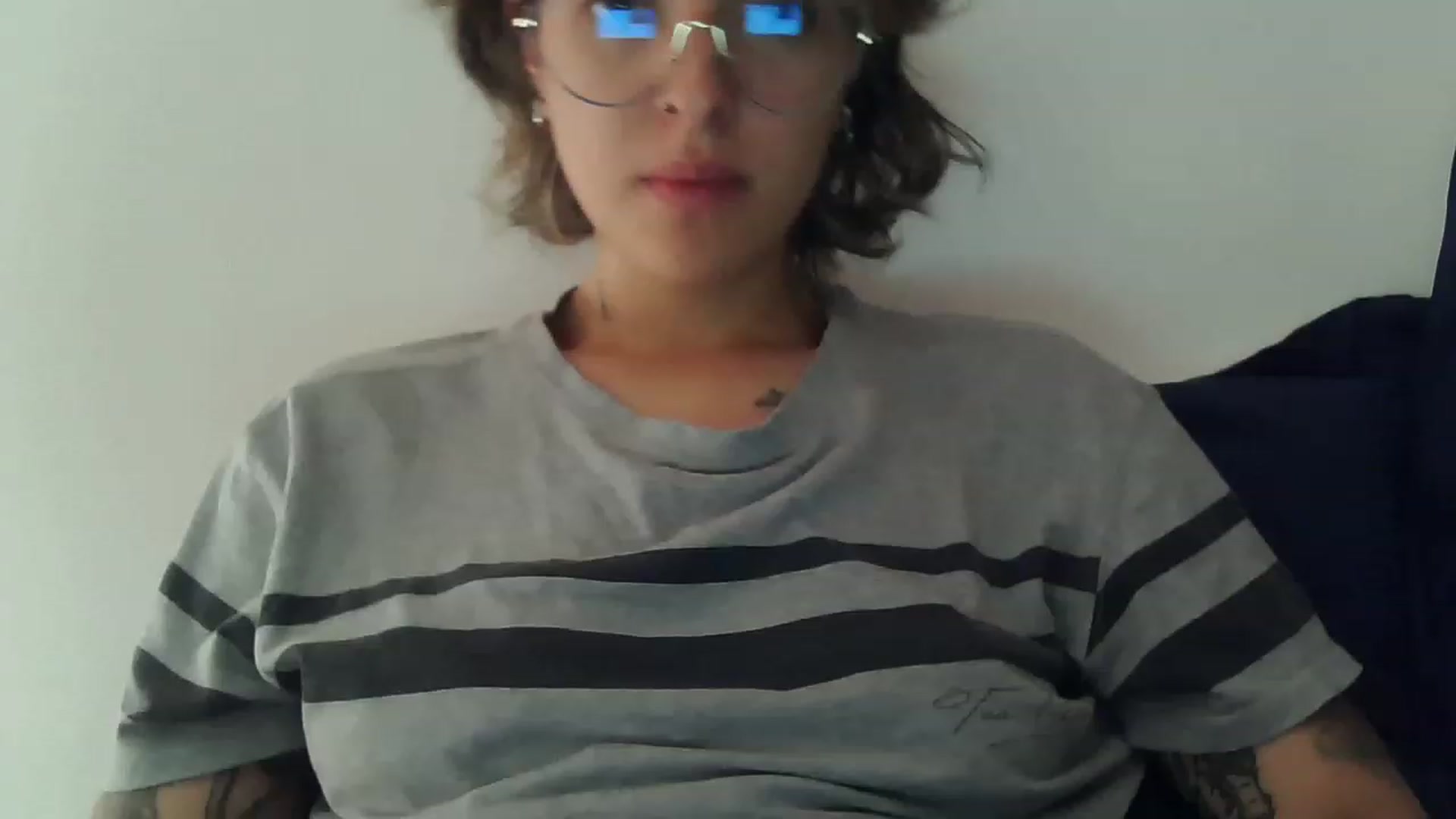 Gallery image thumbnail from fionacarter's myfreecams stream on, 06/21/2023, 16:31 image 10 of 20