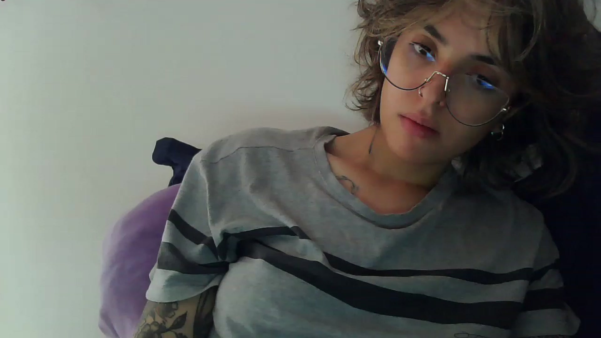 Gallery image thumbnail from fionacarter's myfreecams stream on, 06/21/2023, 17:47 image 19 of 20
