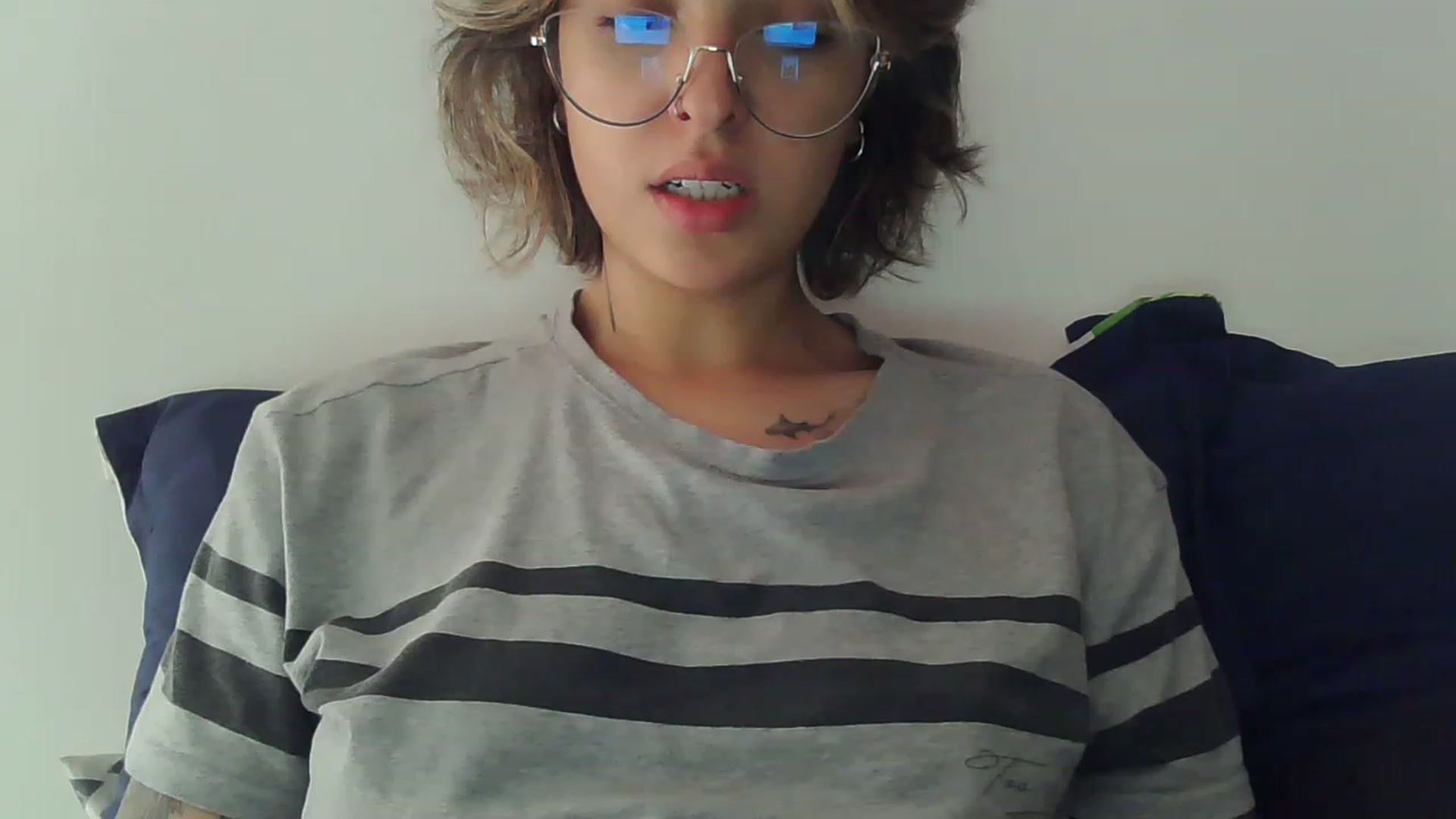 Gallery image thumbnail from fionacarter's myfreecams stream on, 06/22/2023, 17:58 image 10 of 20