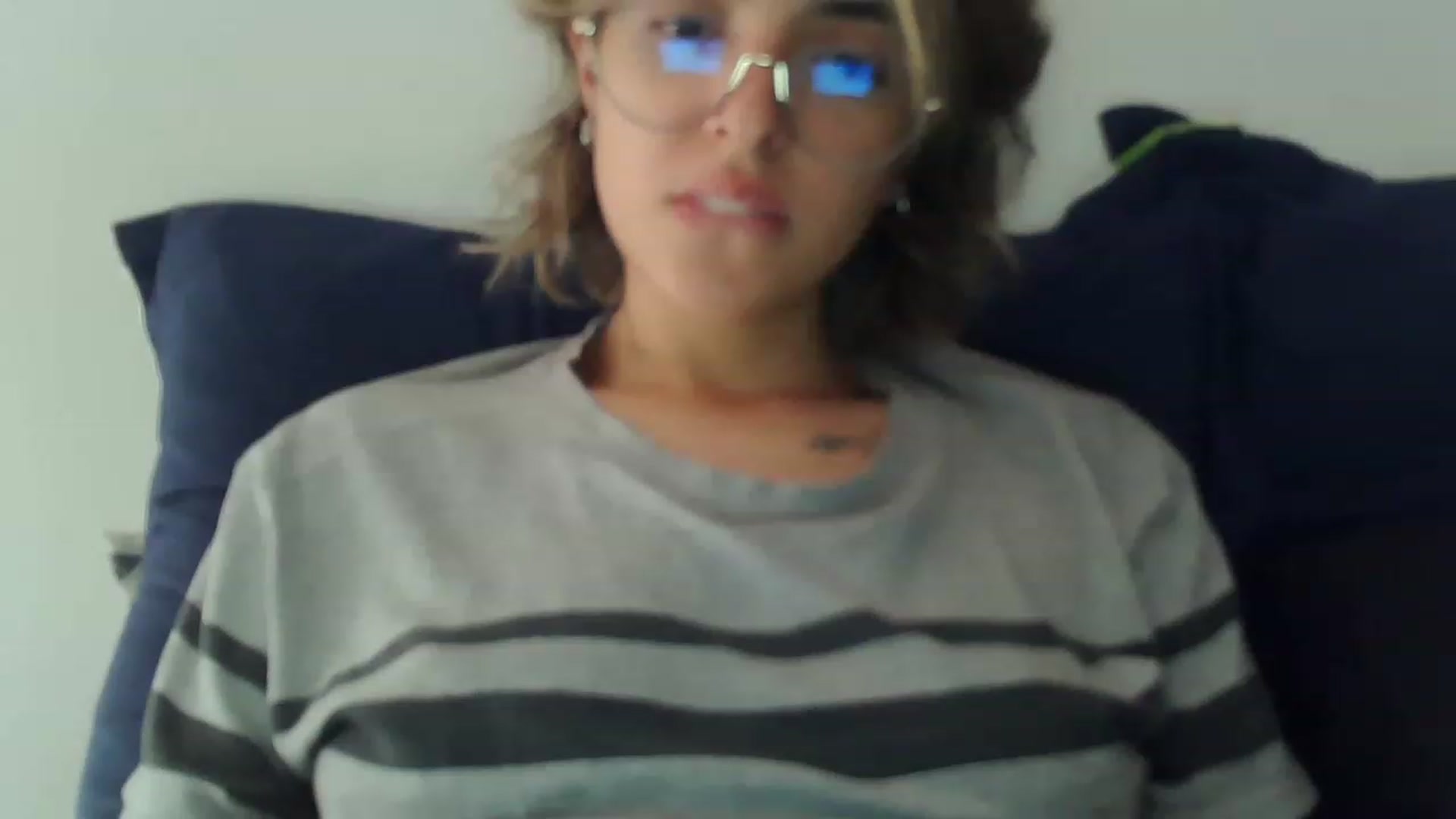 Gallery image thumbnail from fionacarter's myfreecams stream on, 06/22/2023, 17:58 image 20 of 20