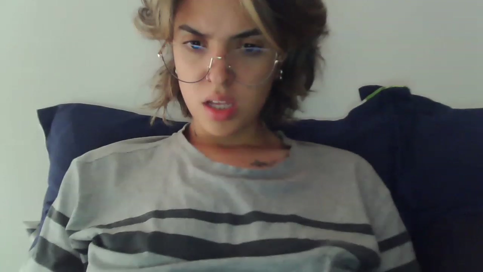 Gallery image thumbnail from fionacarter's myfreecams stream on, 06/22/2023, 17:58 image 14 of 20