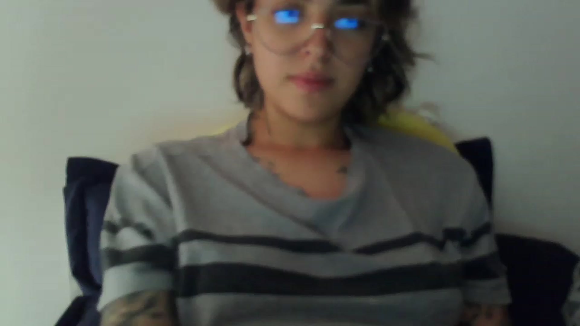 Gallery image thumbnail from fionacarter's myfreecams stream on, 06/28/2023, 17:47 image 7 of 20