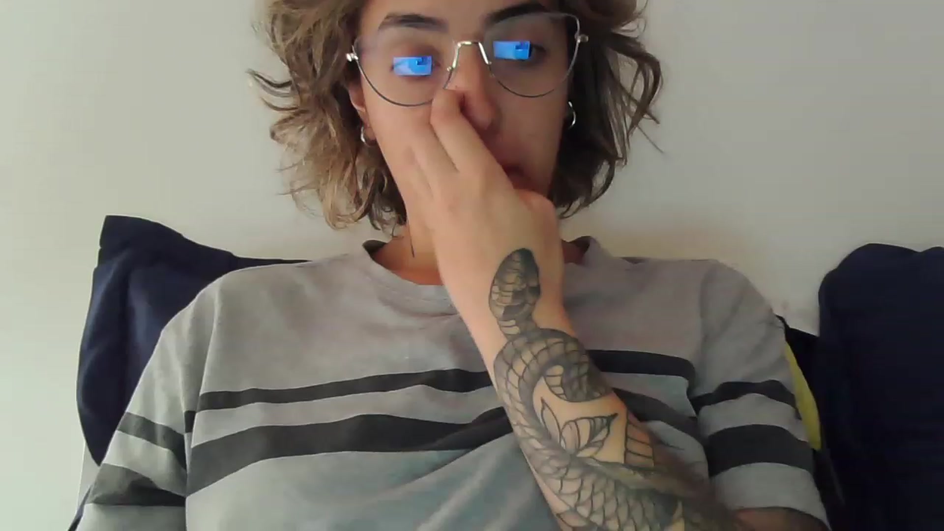 Gallery image thumbnail from fionacarter's myfreecams stream on, 06/29/2023, 15:54 image 16 of 20