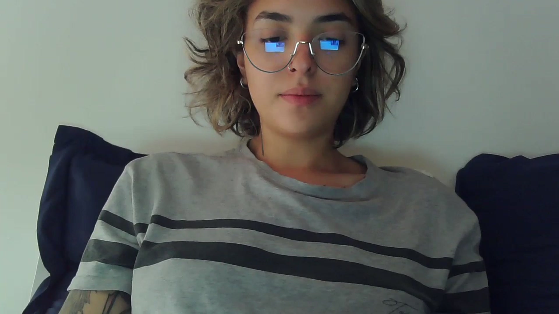 Gallery image thumbnail from fionacarter's myfreecams stream on, 06/29/2023, 16:21 image 11 of 20