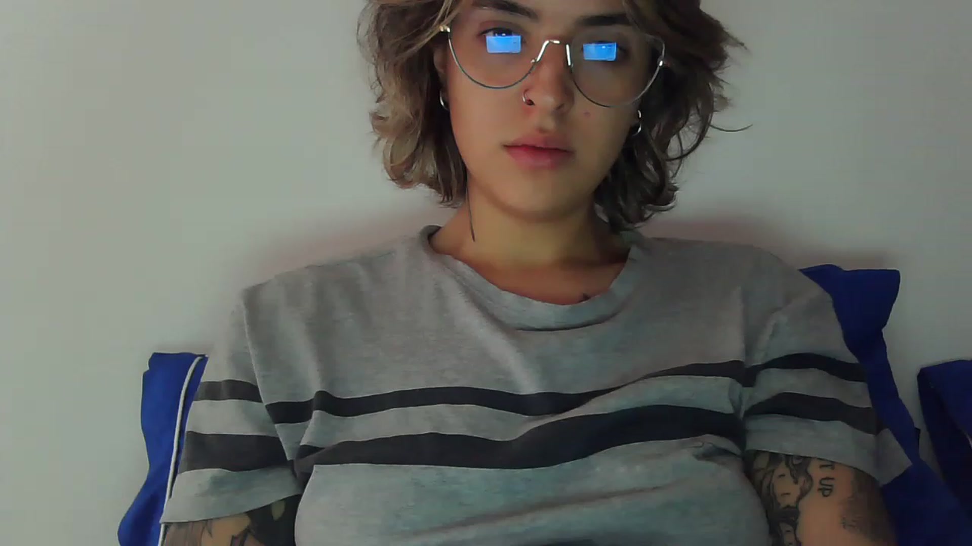 Gallery image thumbnail from fionacarter's myfreecams stream on, 07/11/2023, 15:40 image 17 of 20