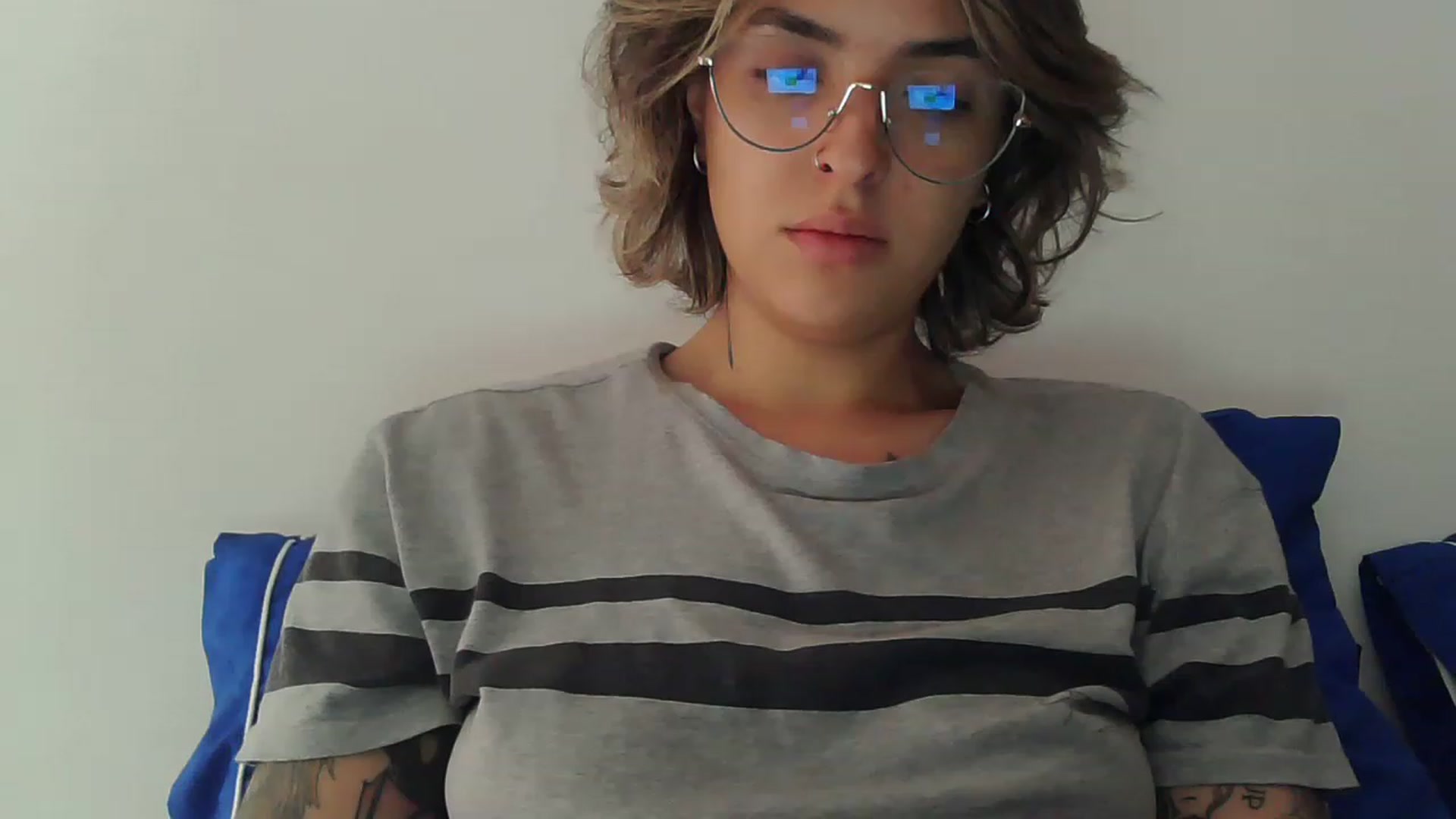Gallery image thumbnail from fionacarter's myfreecams stream on, 07/11/2023, 15:40 image 18 of 20