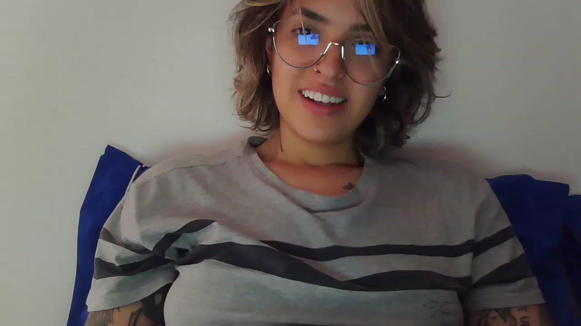 Gallery image thumbnail from fionacarter's myfreecams stream on, 07/11/2023, 15:40 image 12 of 20