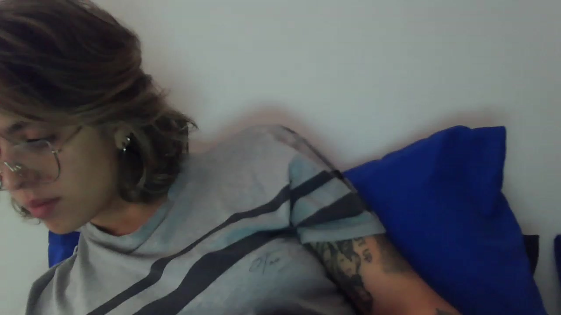 Gallery image thumbnail from fionacarter's myfreecams stream on, 07/11/2023, 15:40 image 14 of 20