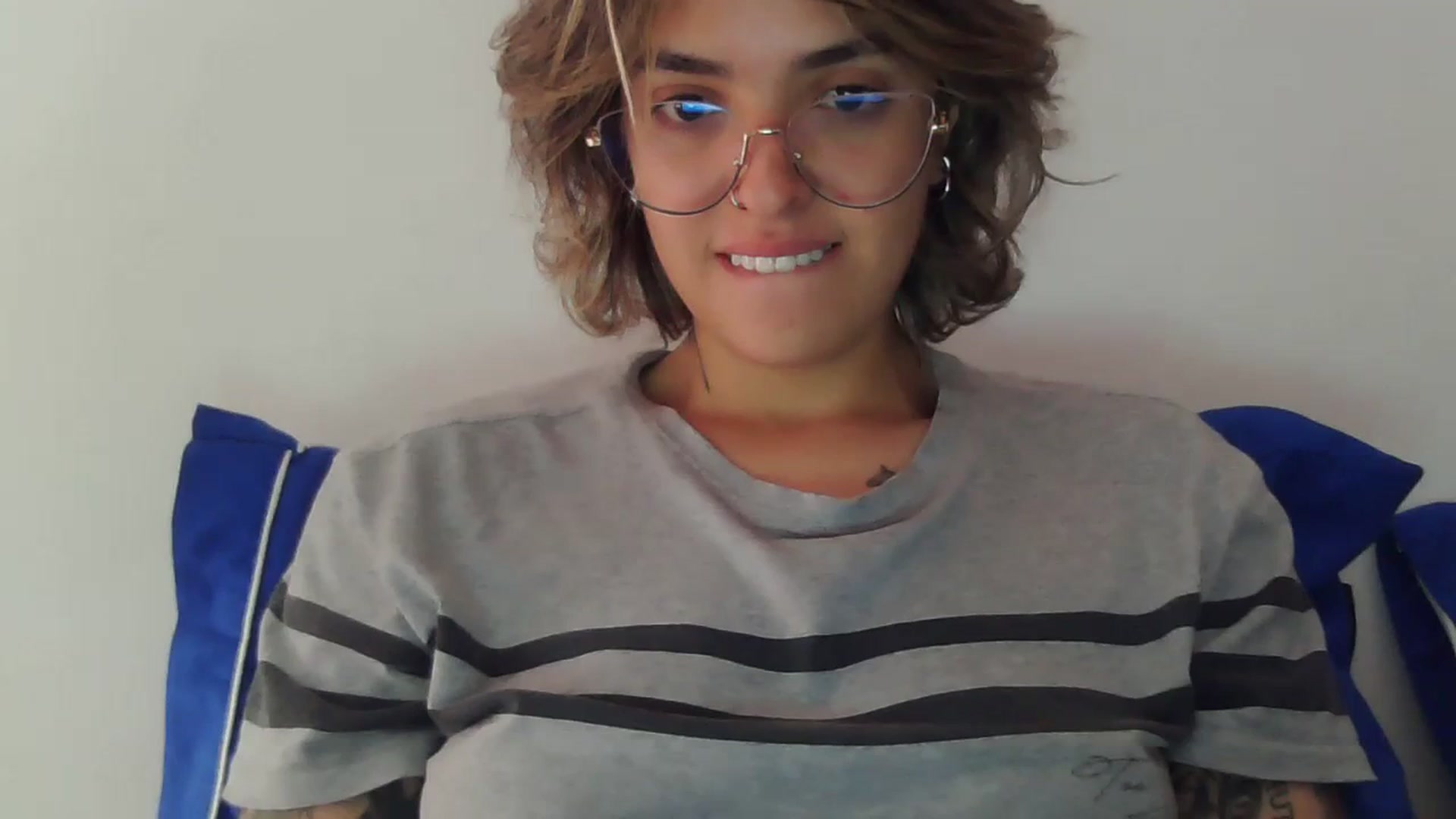 Gallery image thumbnail from fionacarter's myfreecams stream on, 07/11/2023, 16:55 image 1 of 20