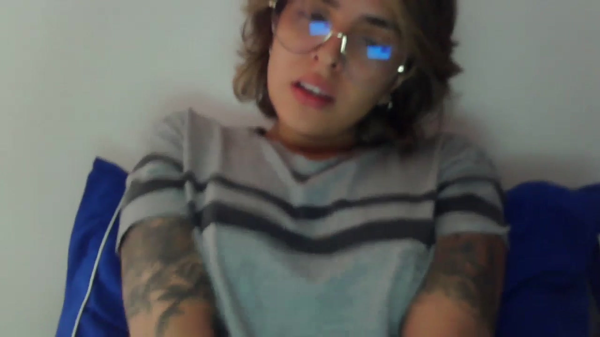 Gallery image thumbnail from fionacarter's myfreecams stream on, 07/11/2023, 17:17 image 3 of 20