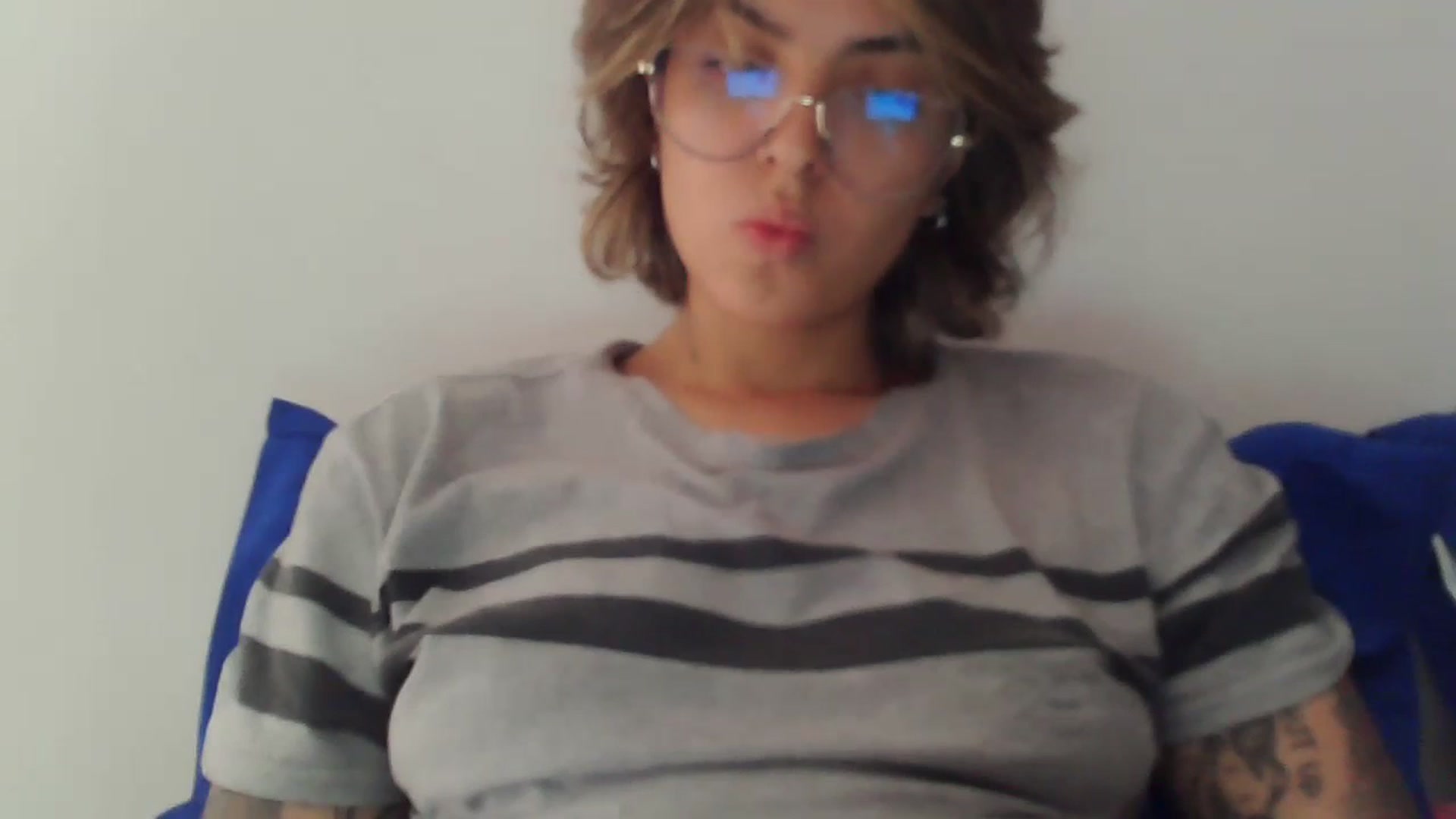 Gallery image thumbnail from fionacarter's myfreecams stream on, 07/11/2023, 17:17 image 17 of 20