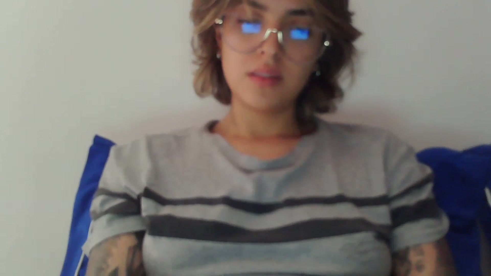 Gallery image thumbnail from fionacarter's myfreecams stream on, 07/11/2023, 17:17 image 14 of 20