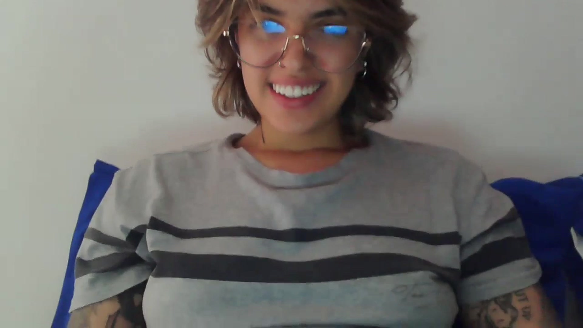 Gallery image thumbnail from fionacarter's myfreecams stream on, 07/11/2023, 17:17 image 11 of 20
