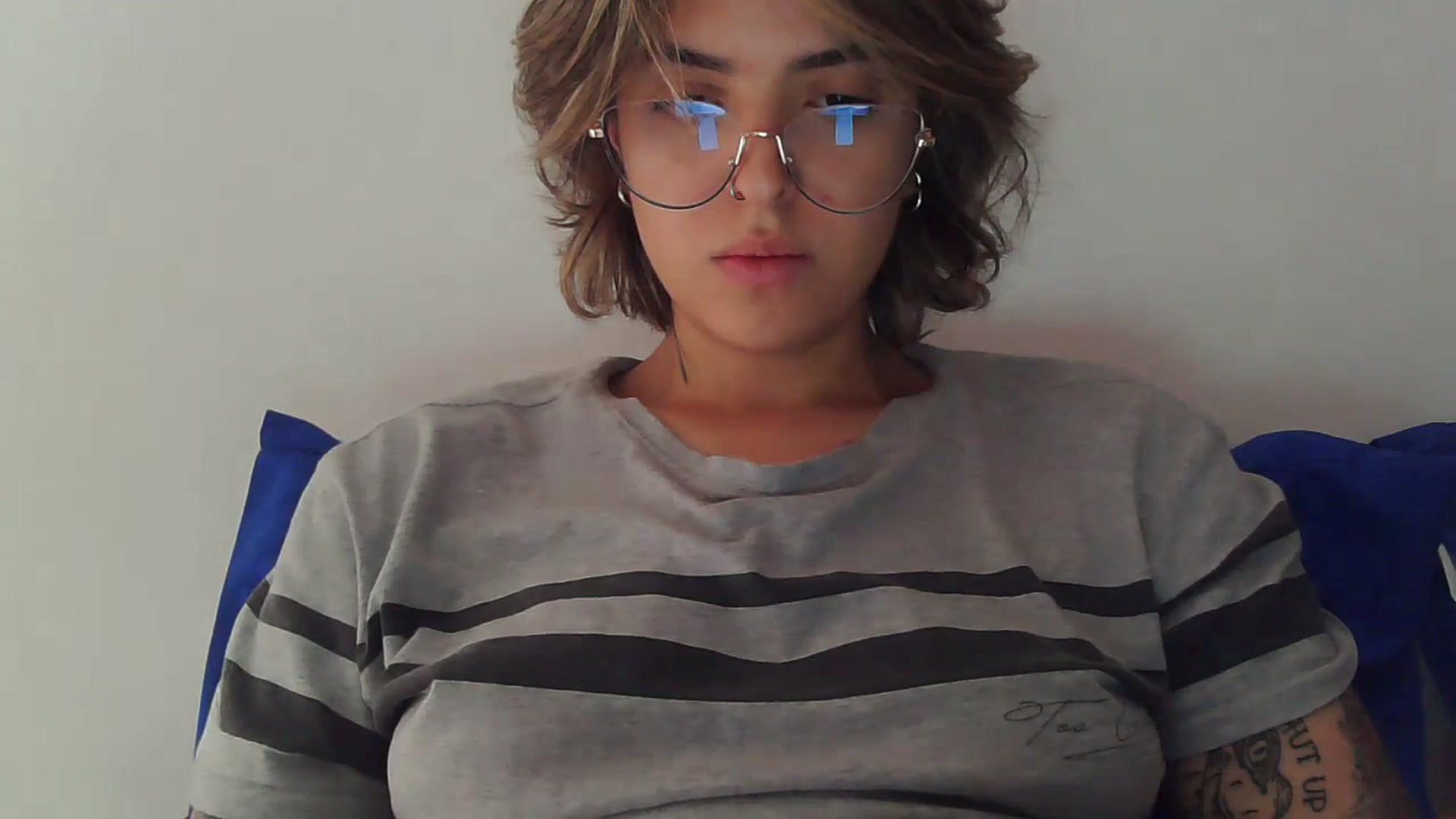 Gallery image thumbnail from fionacarter's myfreecams stream on, 07/11/2023, 17:17 image 19 of 20