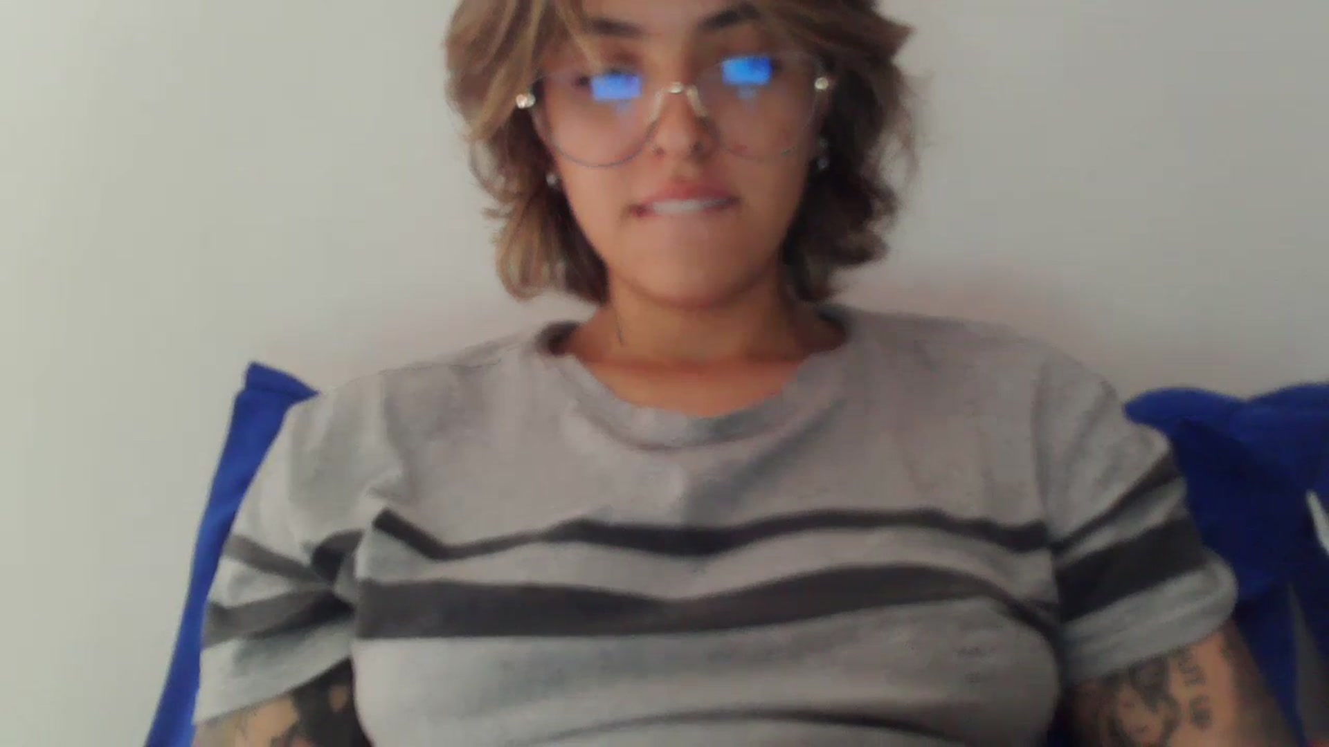 Gallery image thumbnail from fionacarter's myfreecams stream on, 07/11/2023, 17:17 image 16 of 20