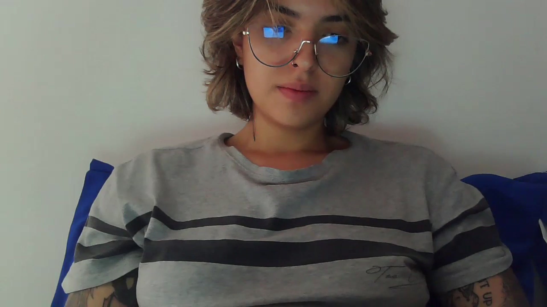 Gallery image thumbnail from fionacarter's myfreecams stream on, 07/11/2023, 17:17 image 4 of 20