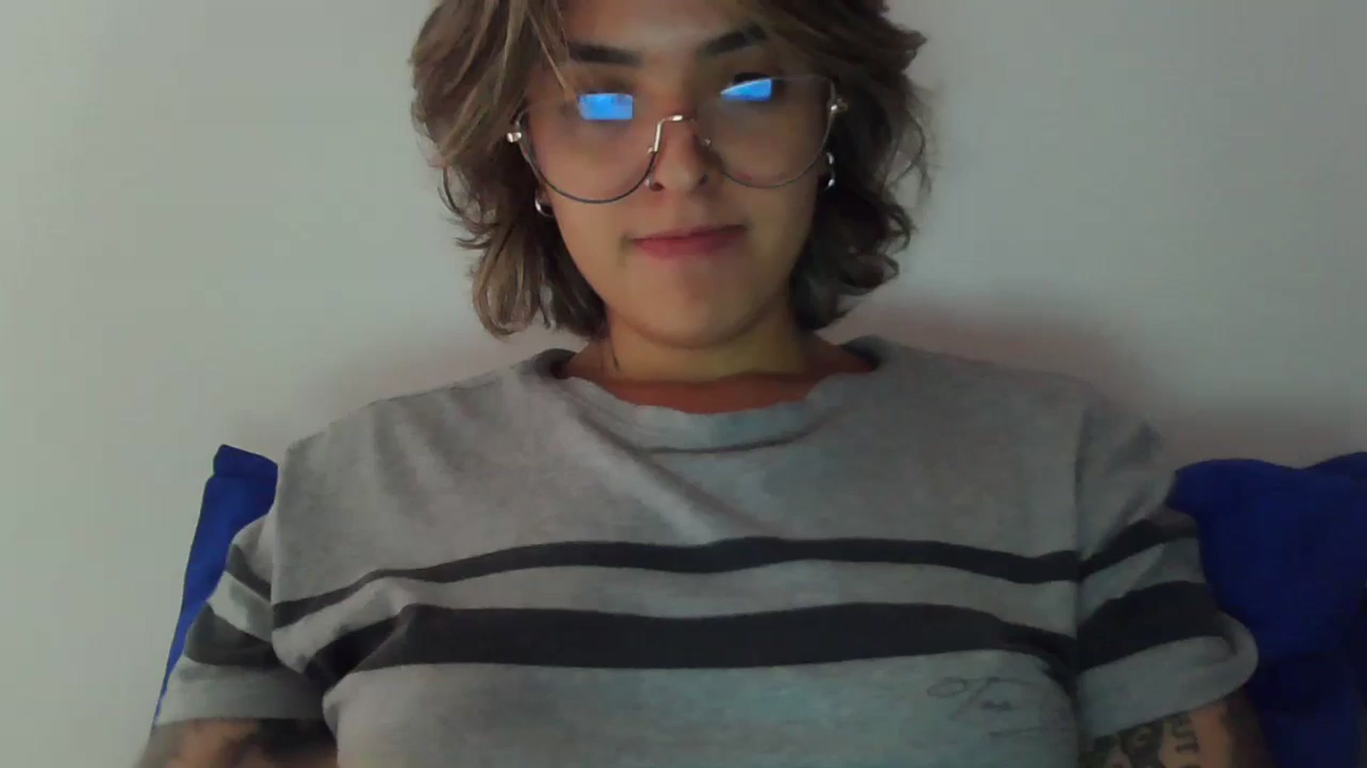 Gallery image thumbnail from fionacarter's myfreecams stream on, 07/11/2023, 17:17 image 1 of 20