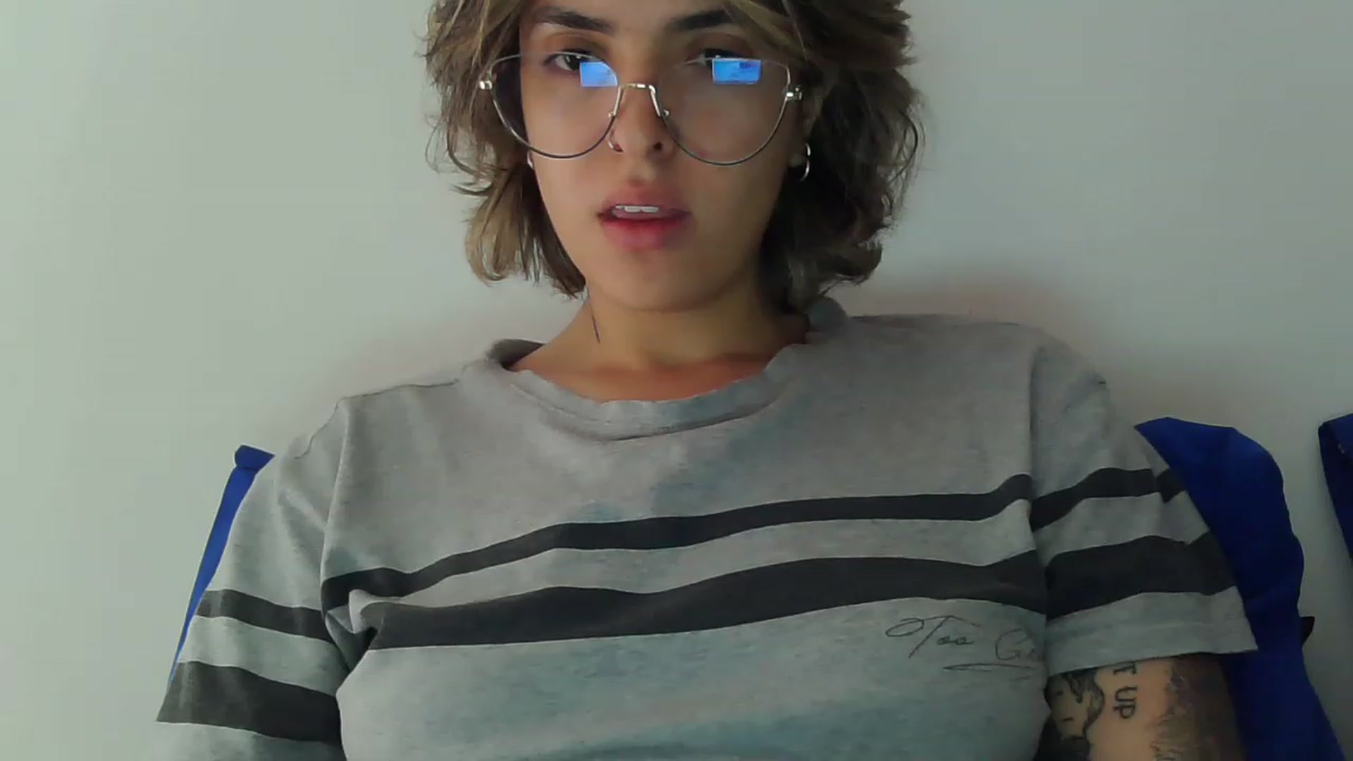 Gallery image thumbnail from fionacarter's myfreecams stream on, 07/11/2023, 17:30 image 15 of 20