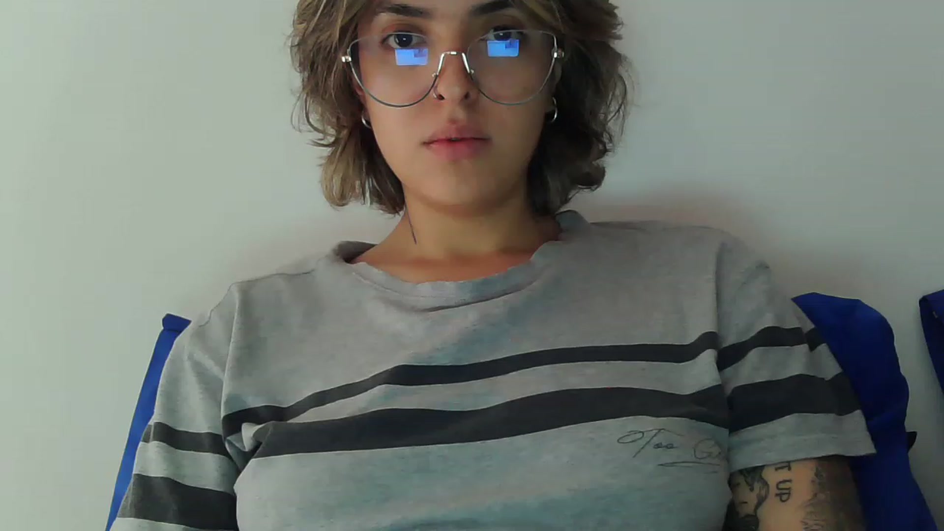 Gallery image thumbnail from fionacarter's myfreecams stream on, 07/11/2023, 17:30 image 16 of 20
