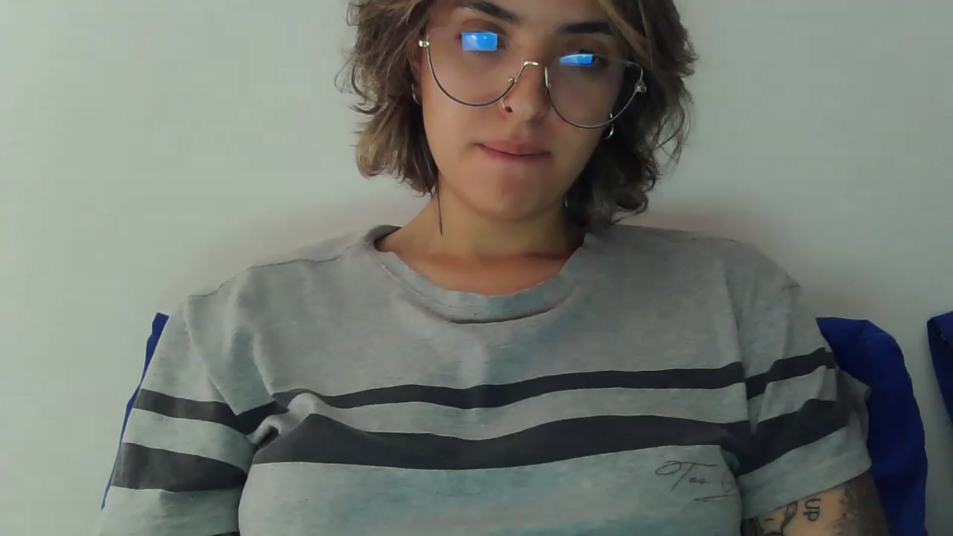 Gallery image thumbnail from fionacarter's myfreecams stream on, 07/11/2023, 17:30 image 9 of 20