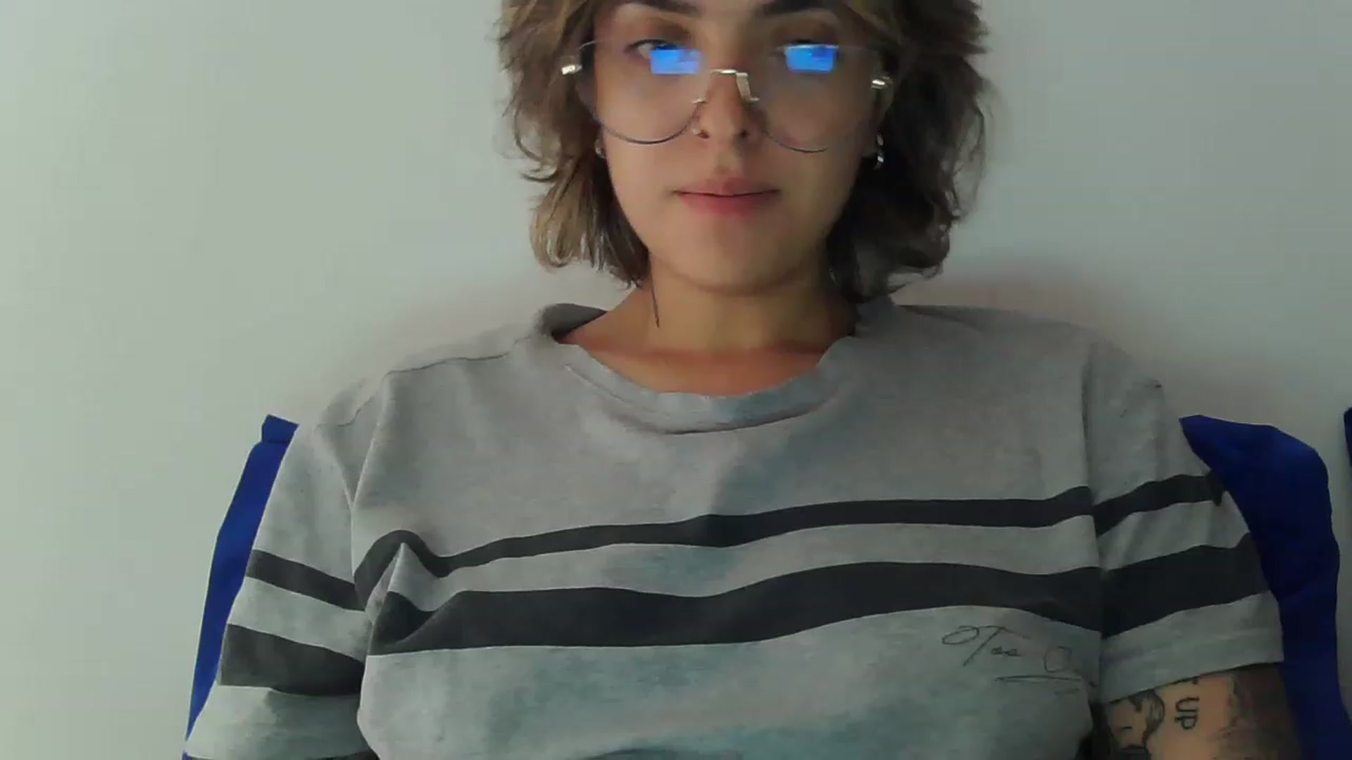 Gallery image thumbnail from fionacarter's myfreecams stream on, 07/11/2023, 17:30 image 14 of 20