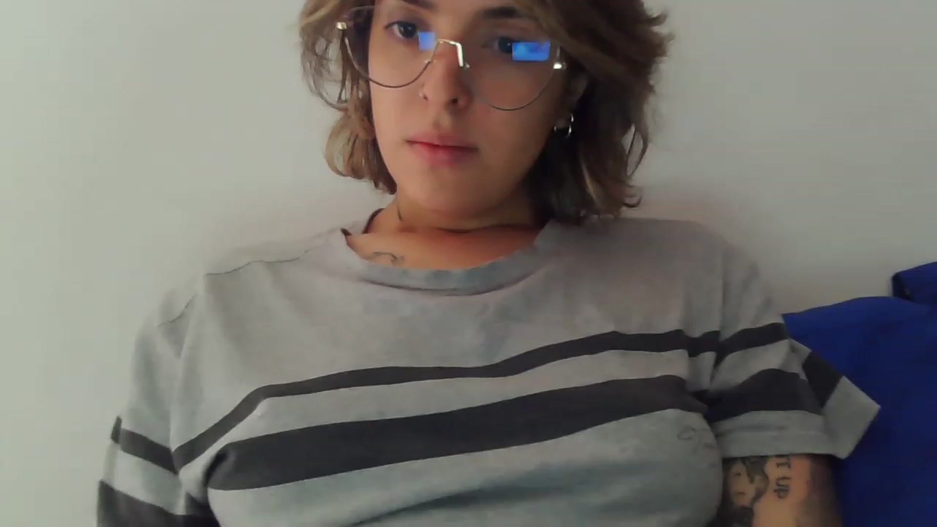 Gallery image thumbnail from fionacarter's myfreecams stream on, 07/11/2023, 18:09 image 8 of 20