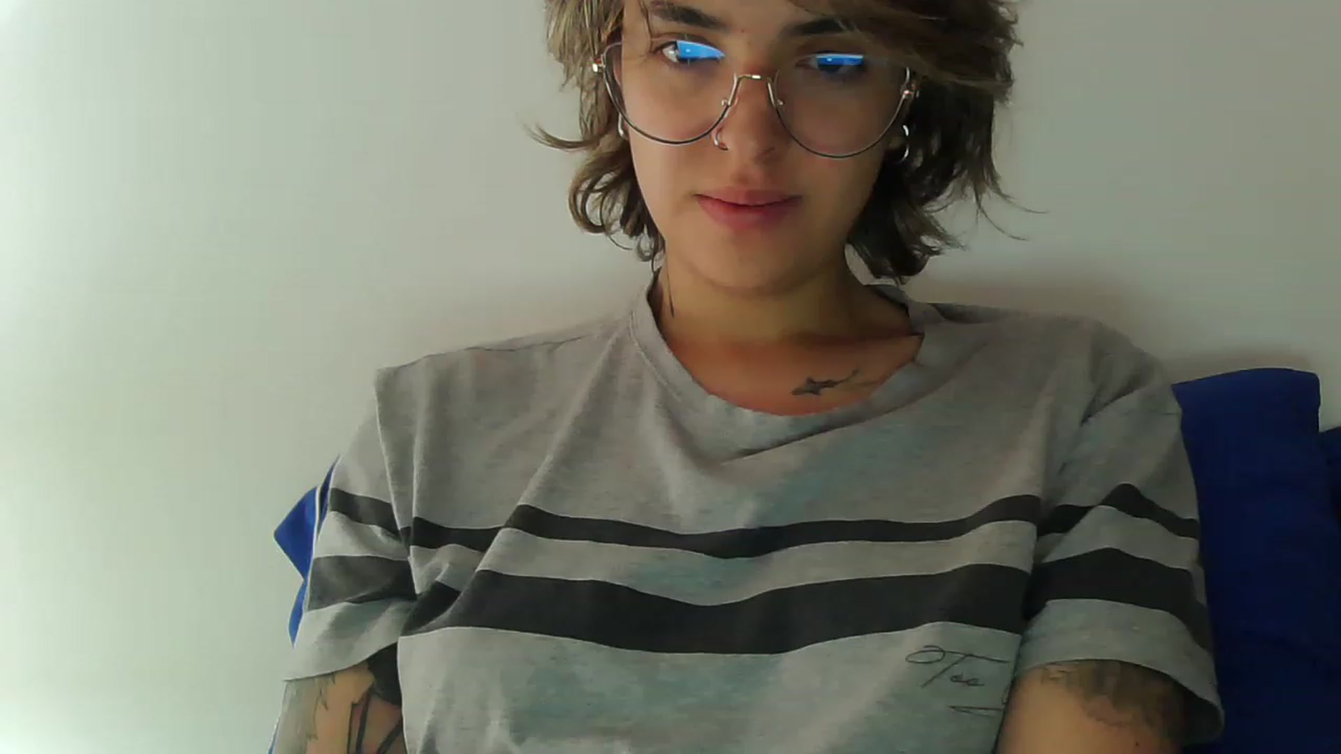 Gallery image thumbnail from fionacarter's myfreecams stream on, 07/12/2023, 16:49 image 17 of 20
