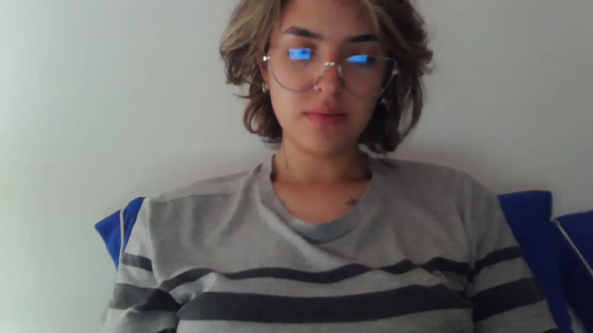 Gallery image thumbnail from fionacarter's myfreecams stream on, 07/12/2023, 17:09 image 17 of 20
