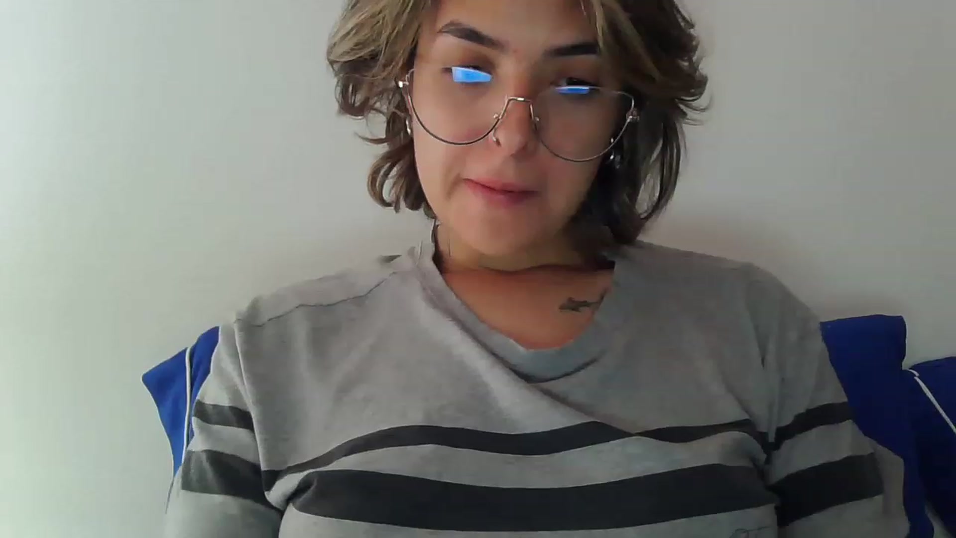 Gallery image thumbnail from fionacarter's myfreecams stream on, 07/12/2023, 17:09 image 10 of 20