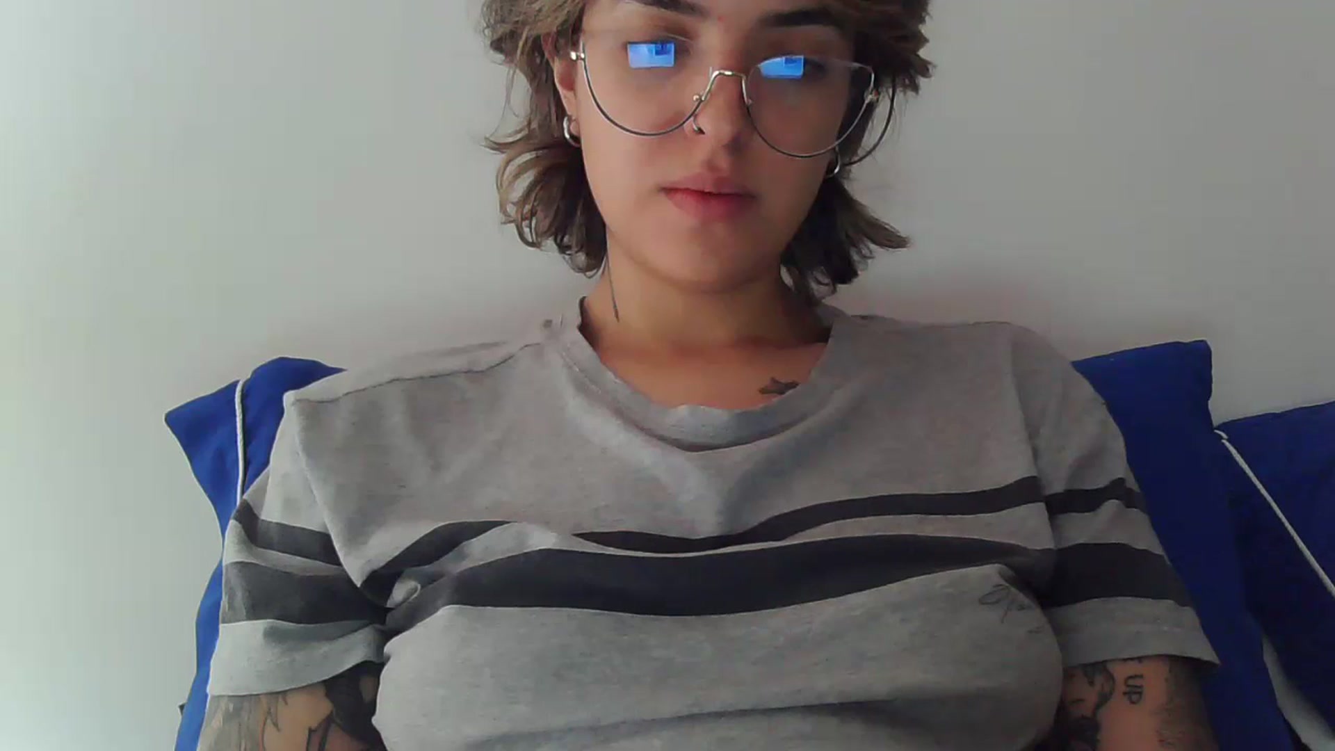 Gallery image thumbnail from fionacarter's myfreecams stream on, 07/12/2023, 17:40 image 15 of 20