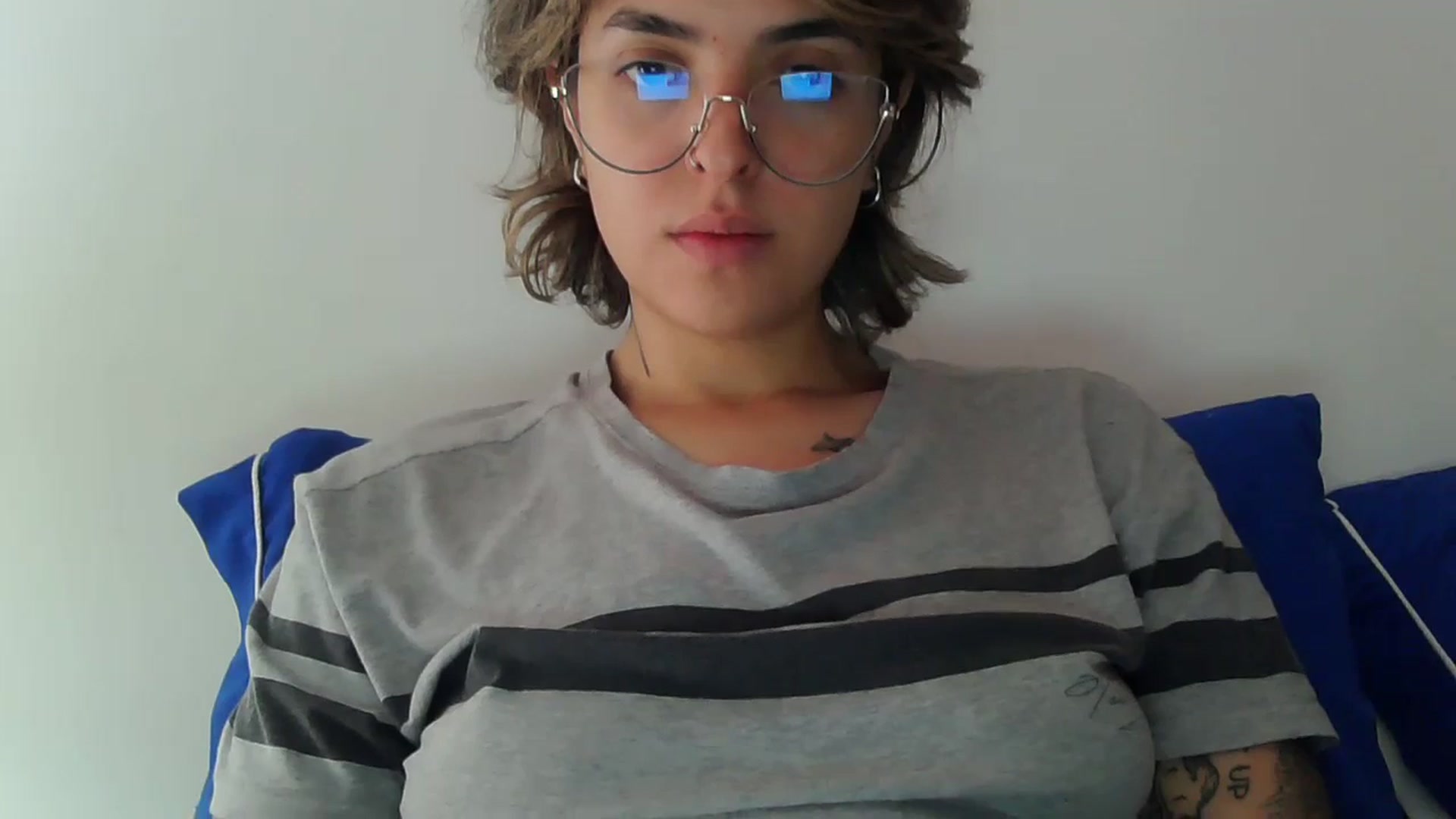 Gallery image thumbnail from fionacarter's myfreecams stream on, 07/12/2023, 17:40 image 7 of 20