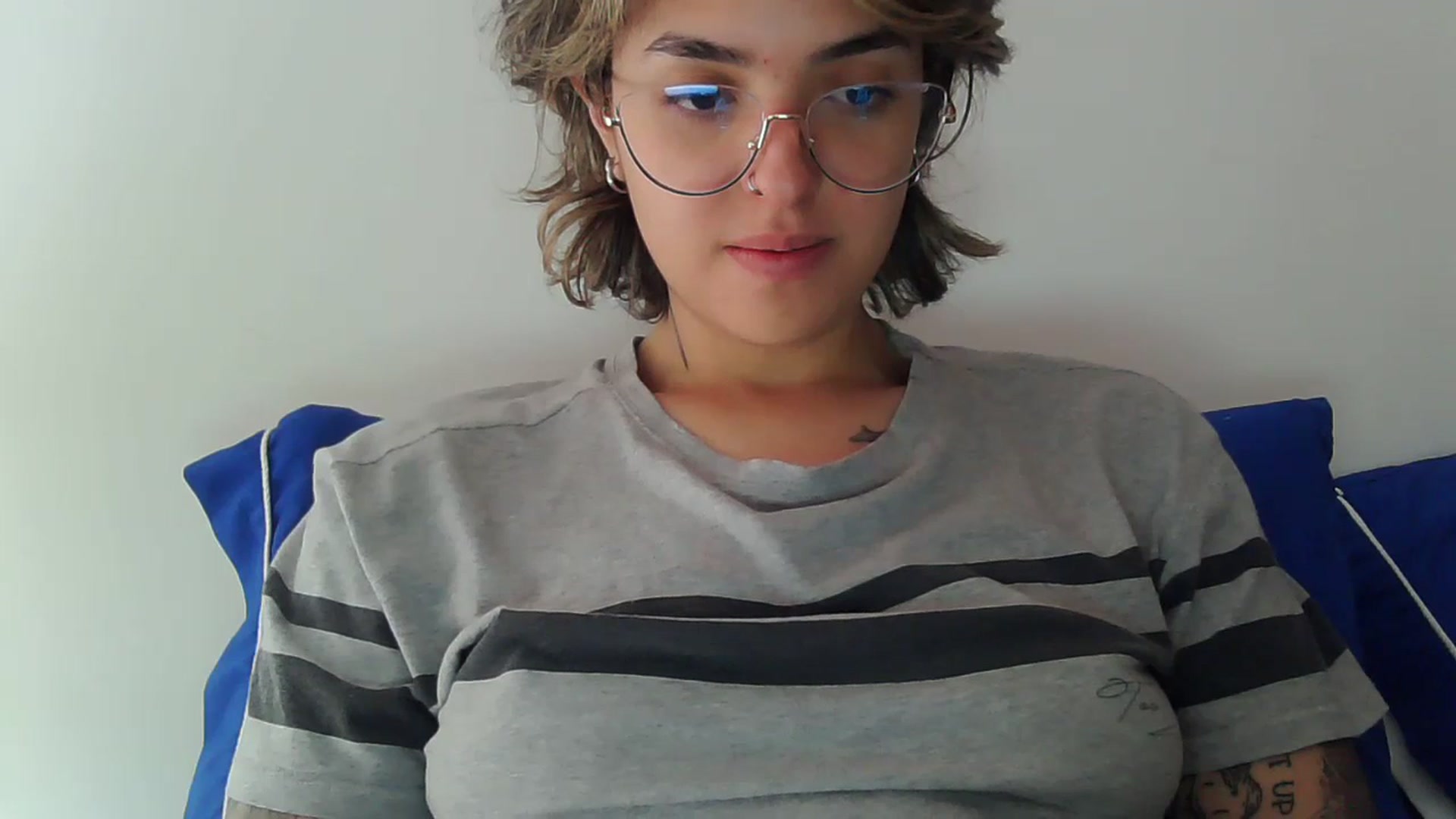 Gallery image thumbnail from fionacarter's myfreecams stream on, 07/12/2023, 17:40 image 2 of 20