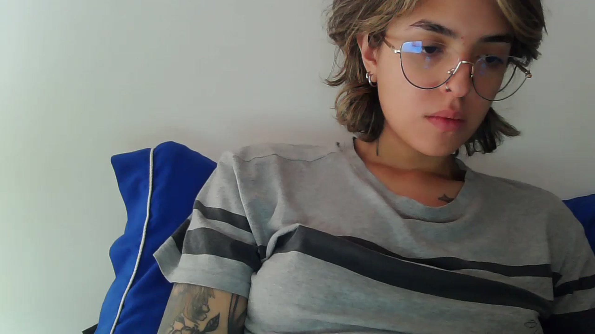 Gallery image thumbnail from fionacarter's myfreecams stream on, 07/12/2023, 17:40 image 4 of 20