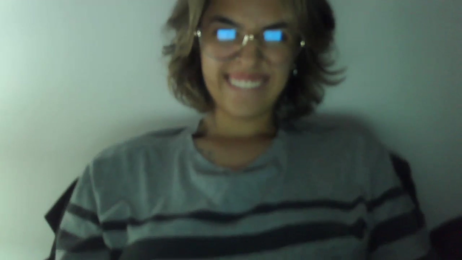 Gallery image thumbnail from fionacarter's myfreecams stream on, 07/18/2023, 07:36 image 10 of 20