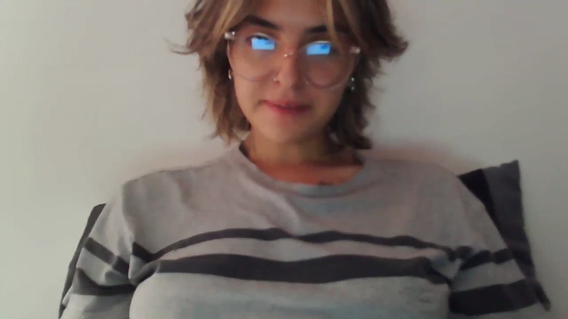 Gallery image thumbnail from fionacarter's myfreecams stream on, 08/05/2023, 15:57 image 12 of 20