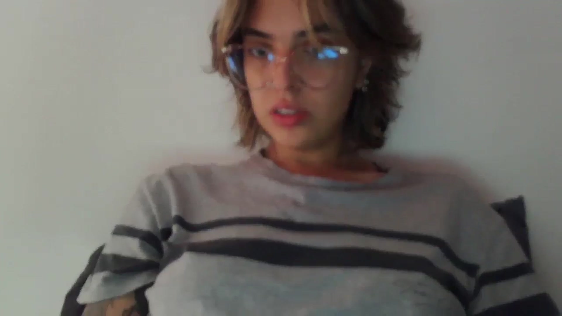 Gallery image thumbnail from fionacarter's myfreecams stream on, 08/05/2023, 15:57 image 13 of 20